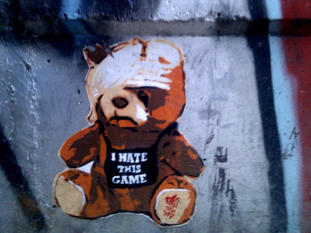 graffiti "I hate this game"